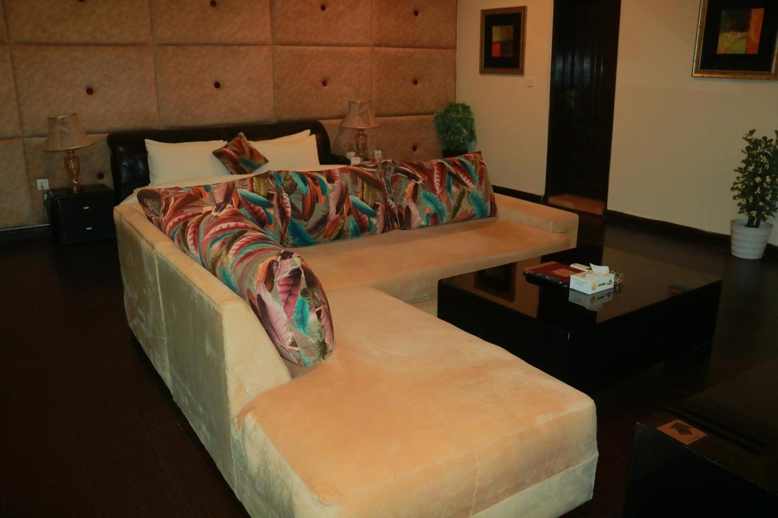 Safari Club 1 Hotel Ravalpindi Kültér fotó